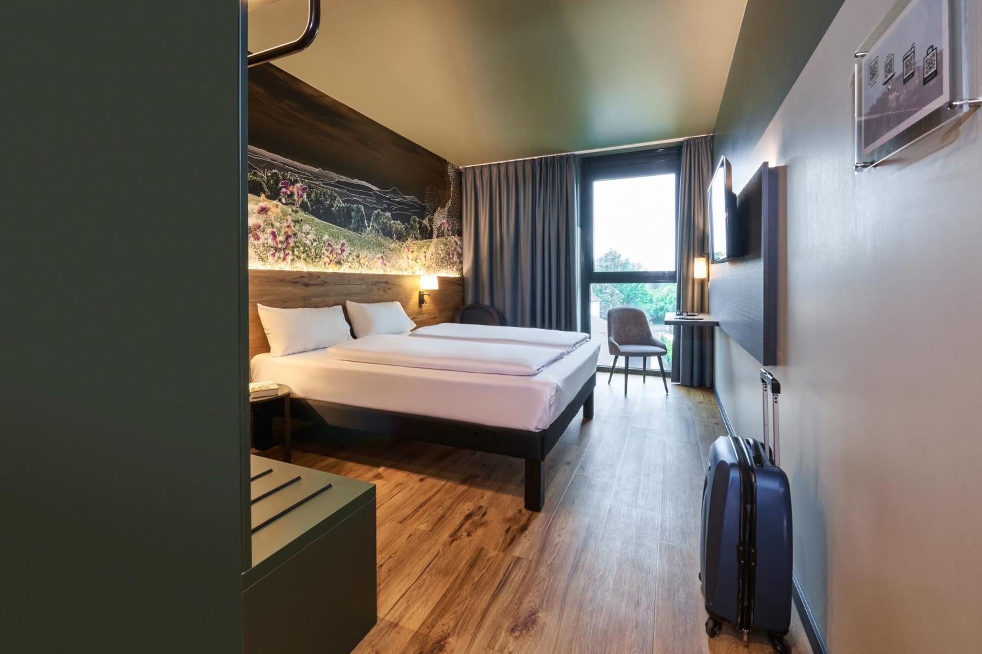 Hotel Ibis Styles Singen Exterior foto